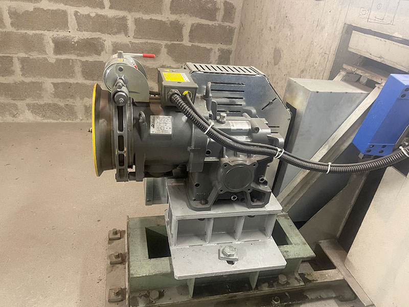 installation ascenseur machine Sicor