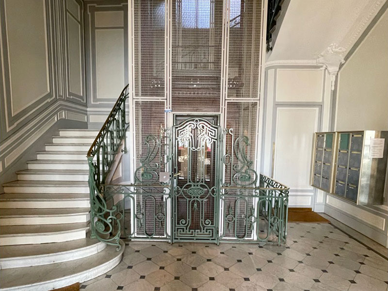 installation ascenseur poulie Schindler